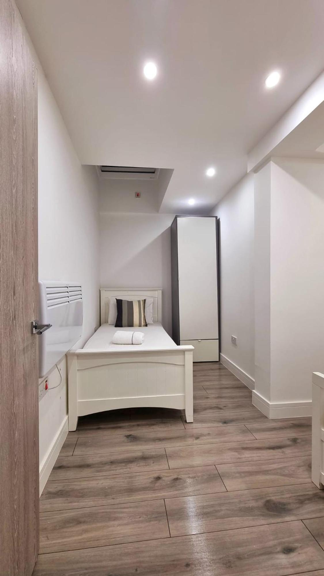 Brand New Flat Close To Turnpike Lane Tube Station Лондон Экстерьер фото